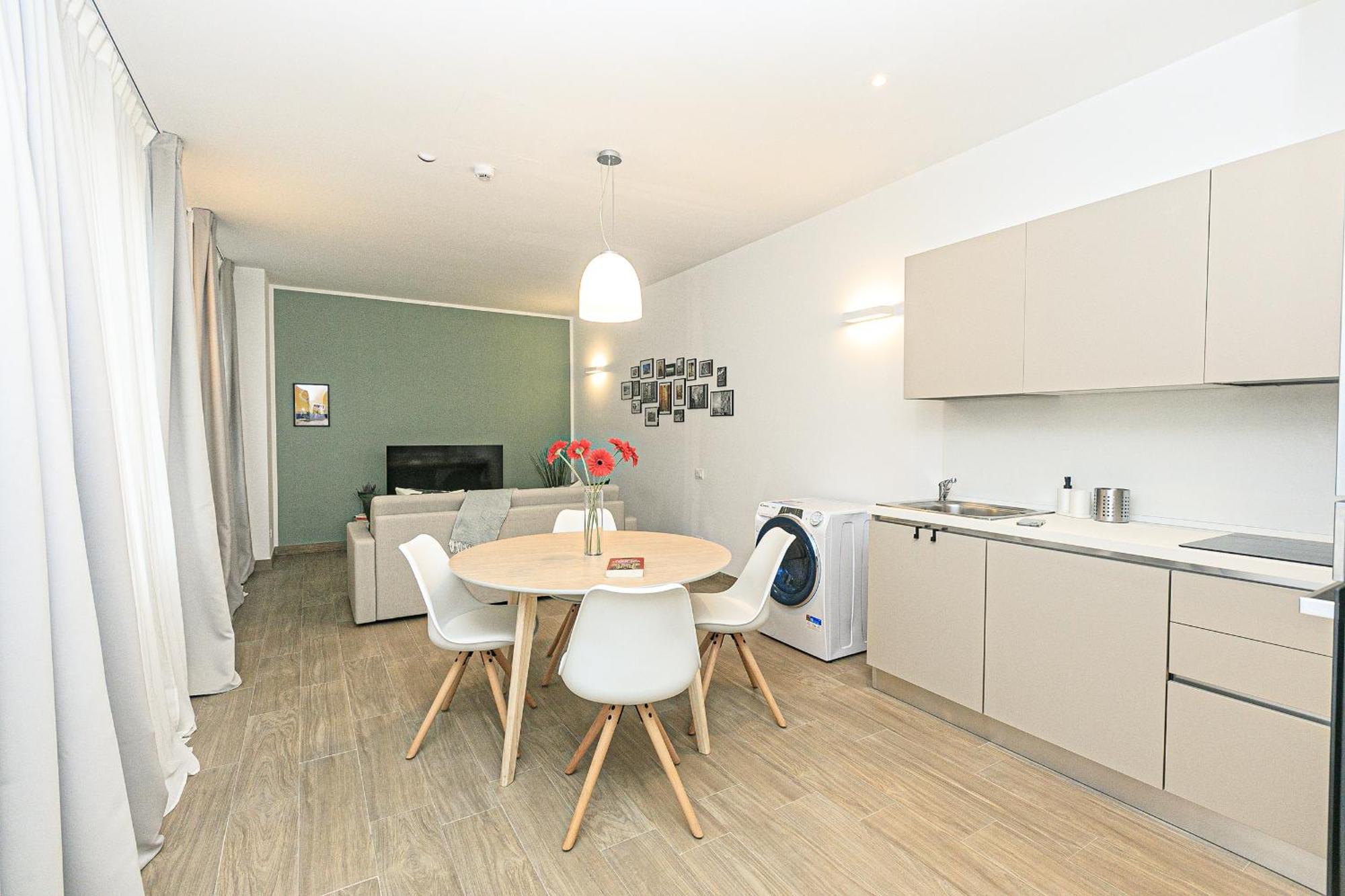 Real Italian Estate - Memories Apartment Genua